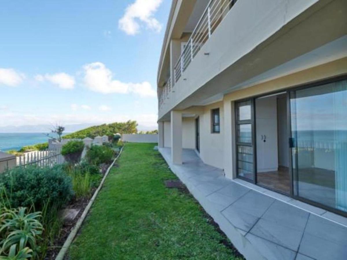 The View at Whale Cove De Kelders Appartement Buitenkant foto